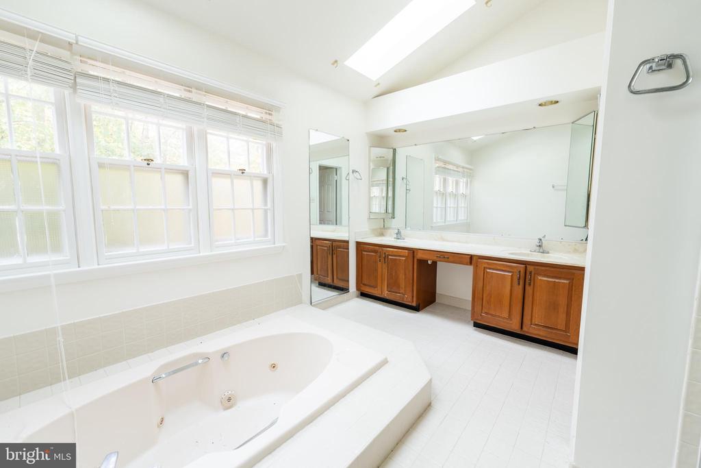 6503 DEIDRE TERRACE