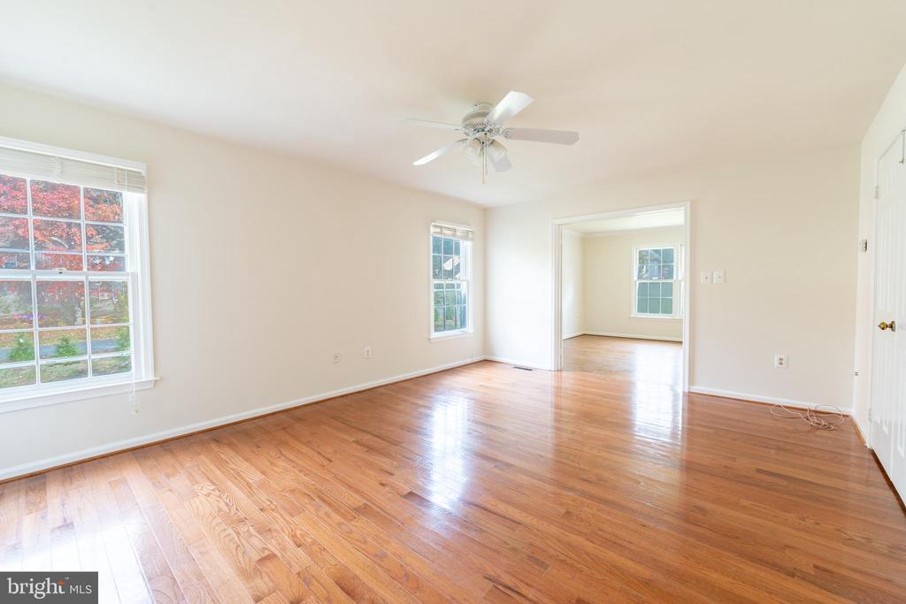 6503 DEIDRE TERRACE