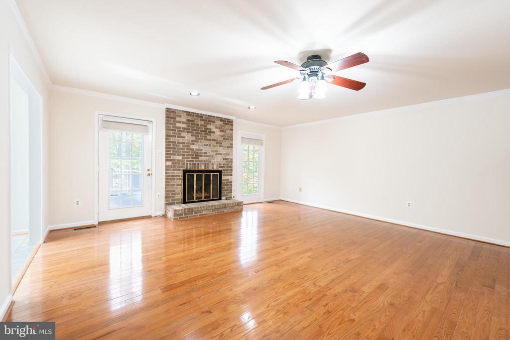 6503 DEIDRE TERRACE