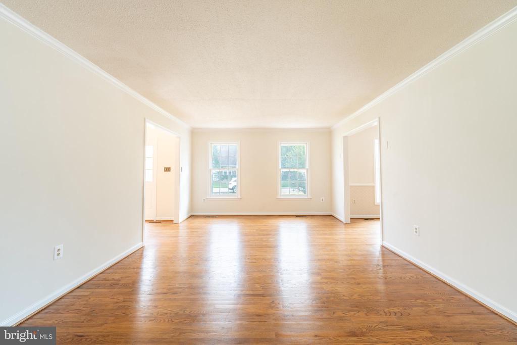 6503 DEIDRE TERRACE