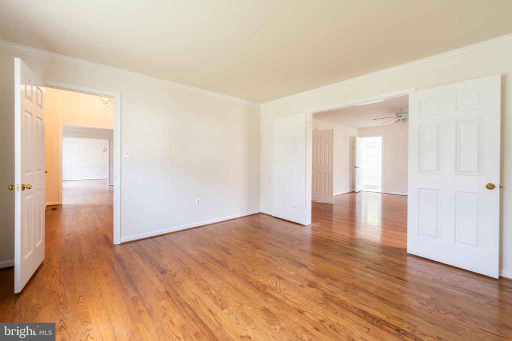 6503 DEIDRE TERRACE