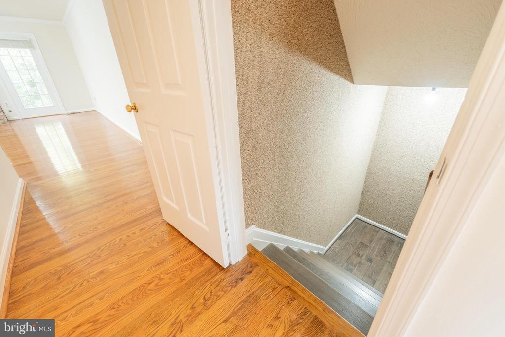 6503 DEIDRE TERRACE
