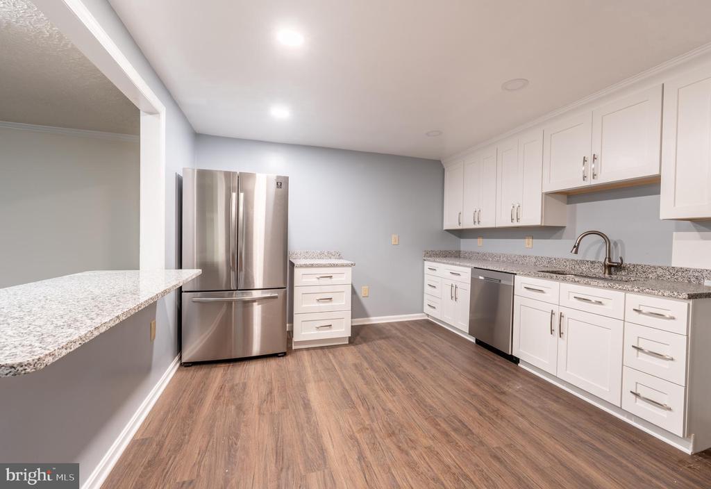 6503 DEIDRE TERRACE