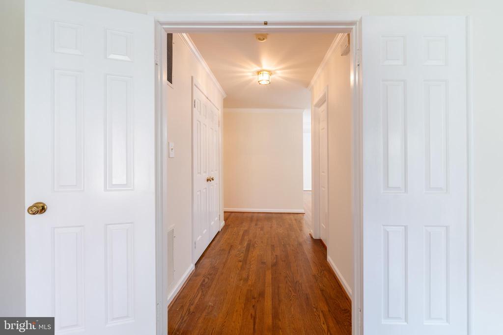 6503 DEIDRE TERRACE