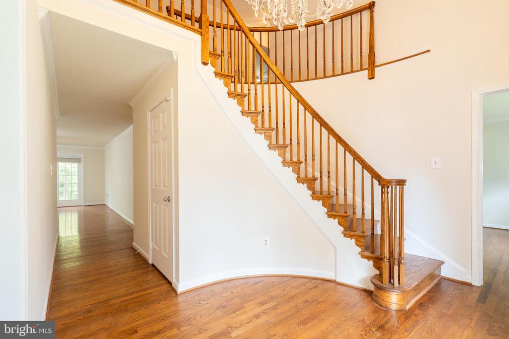 6503 DEIDRE TERRACE
