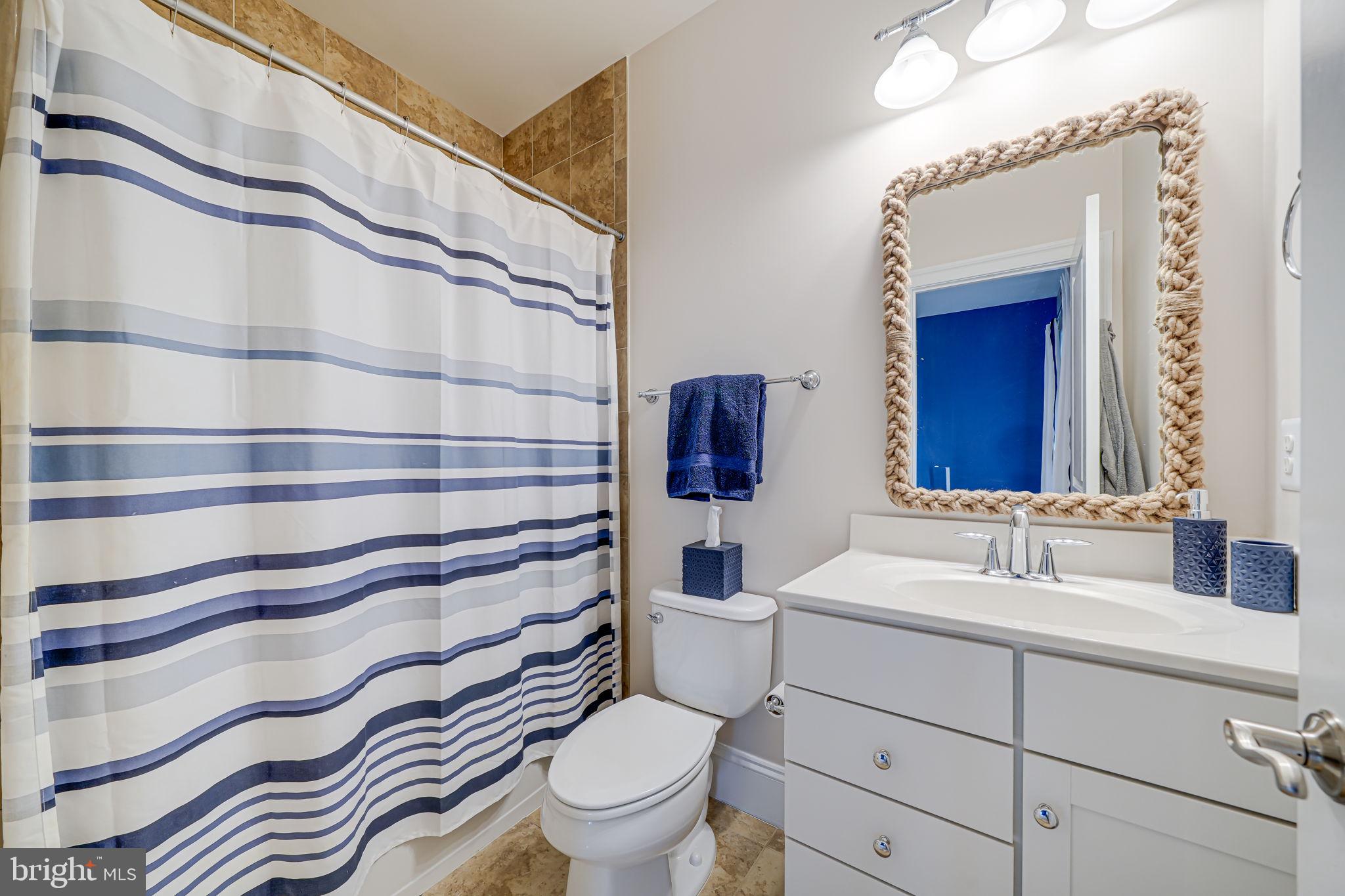 6513 MANOR RIDGE COURT