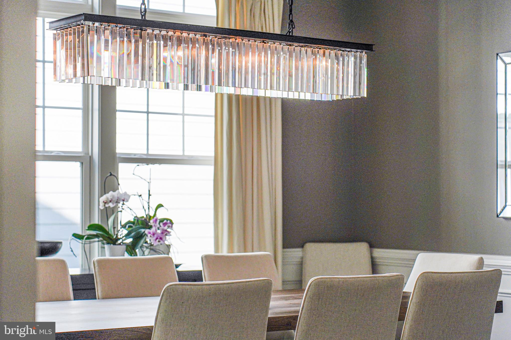 6513 MANOR RIDGE COURT