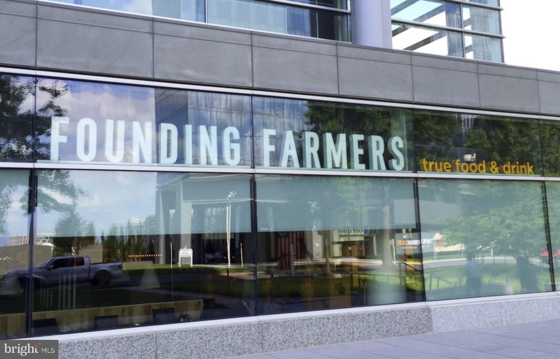 6513 MANOR RIDGE COURT