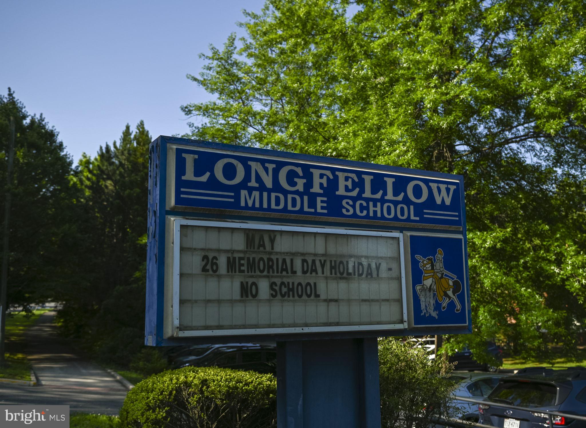 6513 MANOR RIDGE COURT