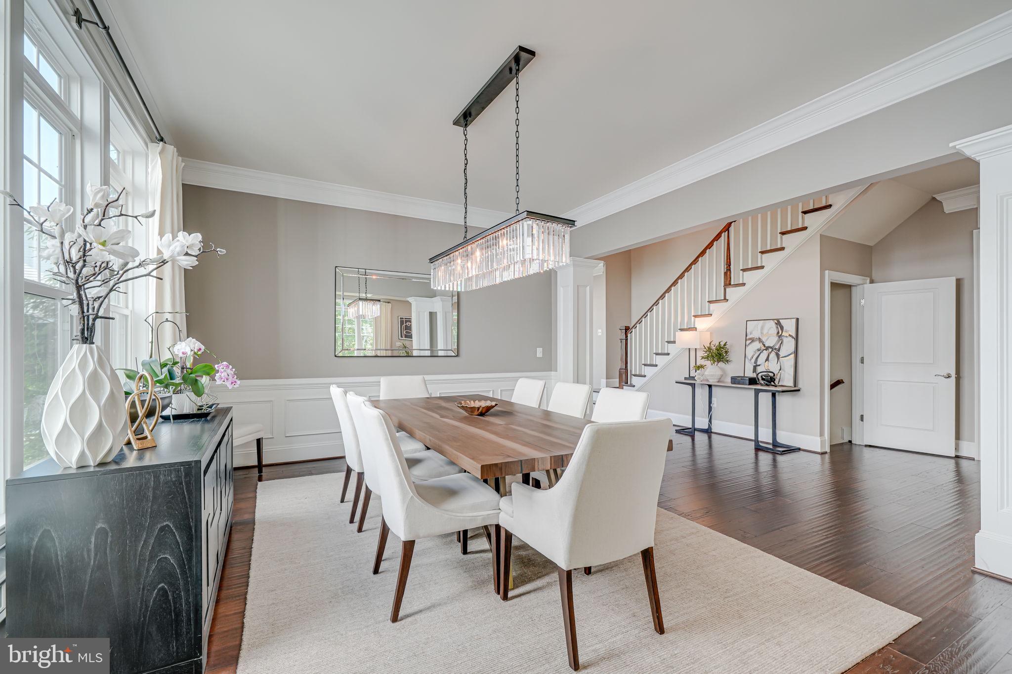 6513 MANOR RIDGE COURT