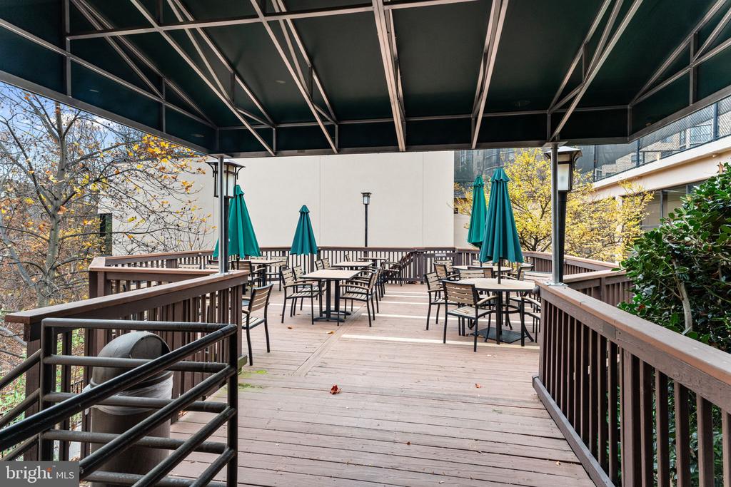 5901 MOUNT EAGLE DRIVE 1116