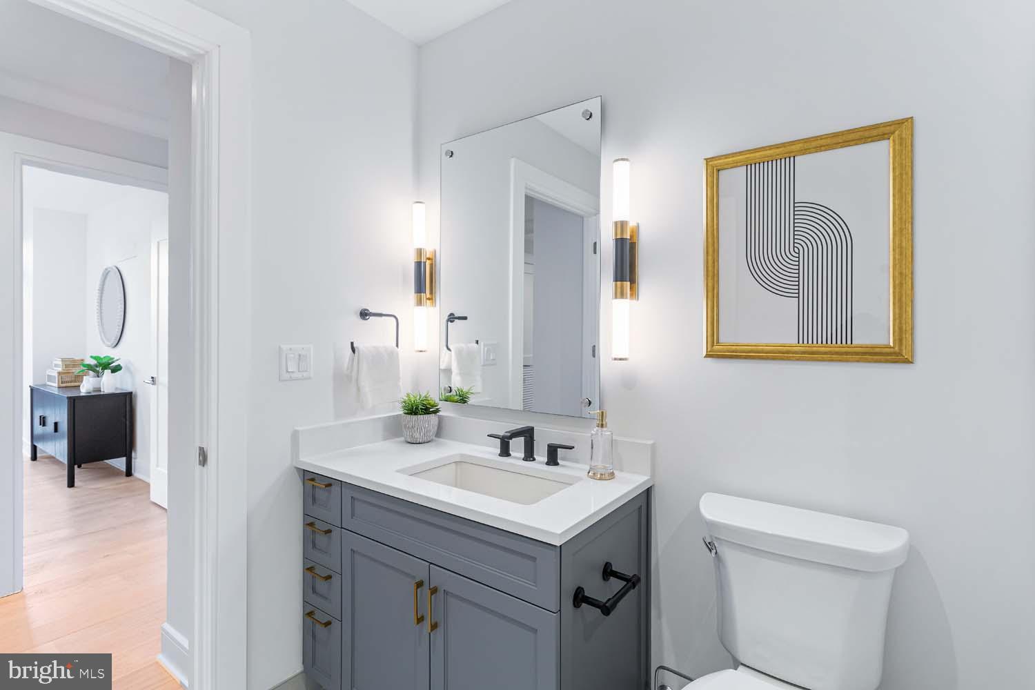 6718 LOWELL AVENUE 805