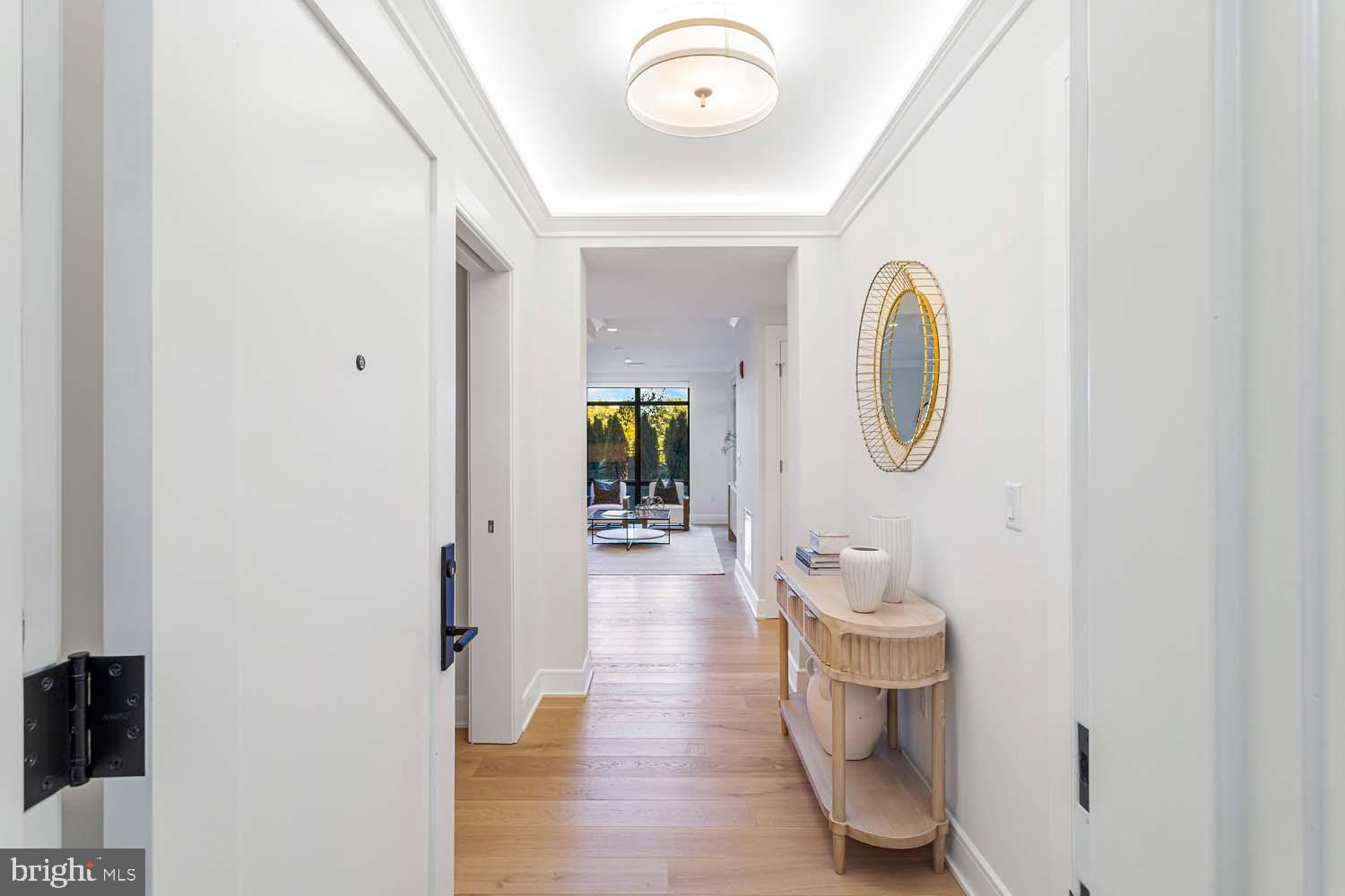 6718 LOWELL AVENUE 805