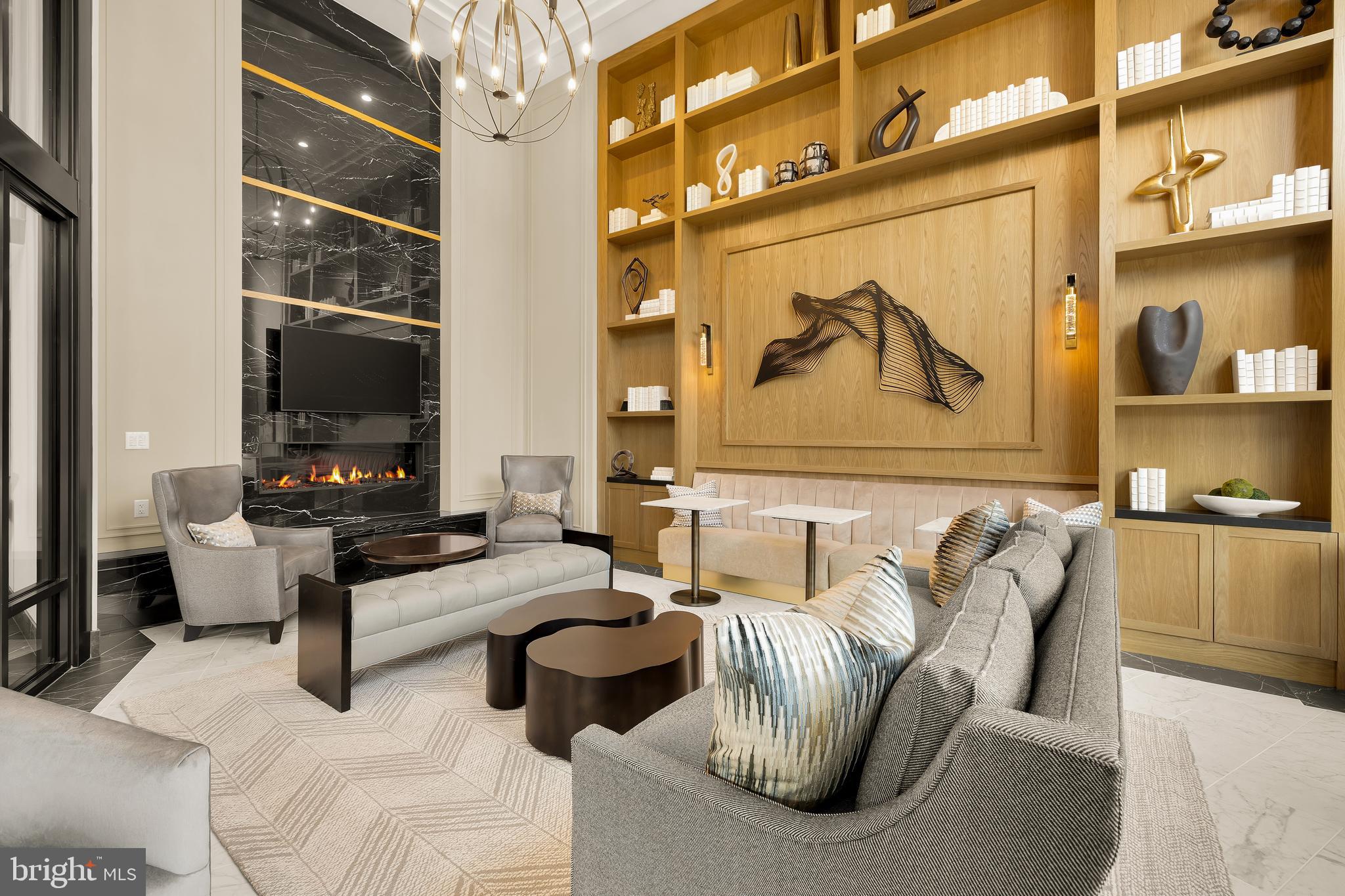 6718 LOWELL AVENUE 805