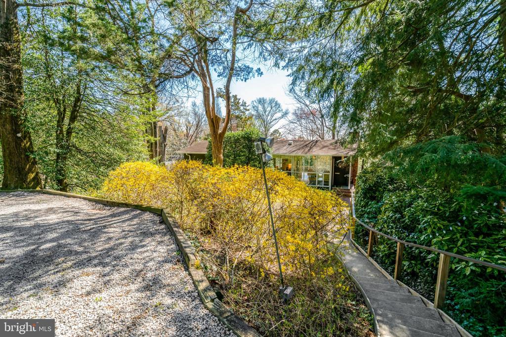 7400 REBECCA DRIVE