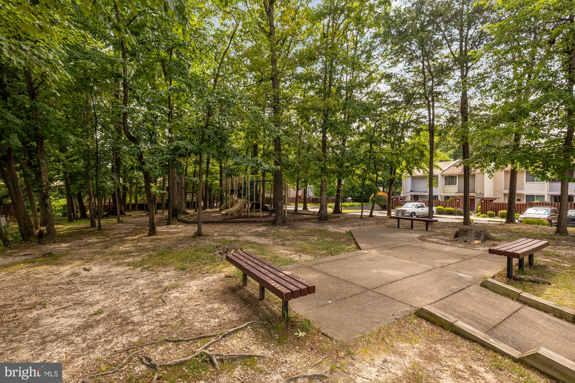 2240 SOUTHGATE SQUARE