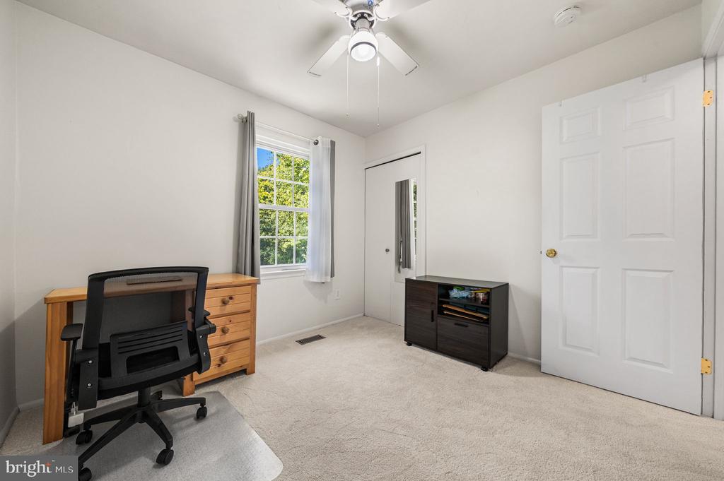 8252 GETTY COURT