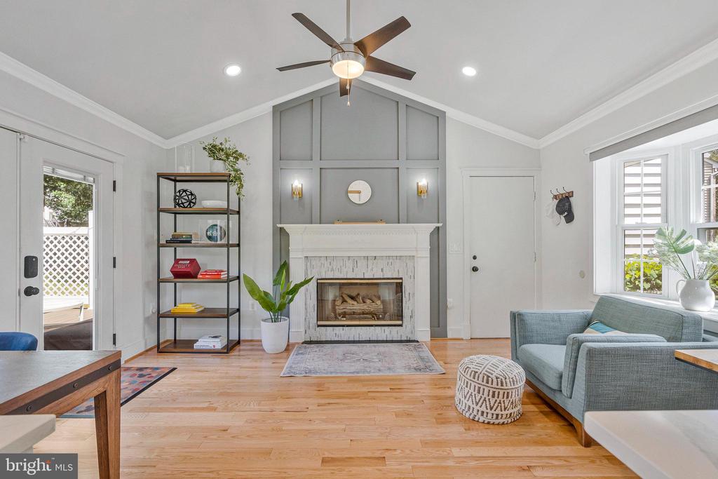 11 COLOMA COURT