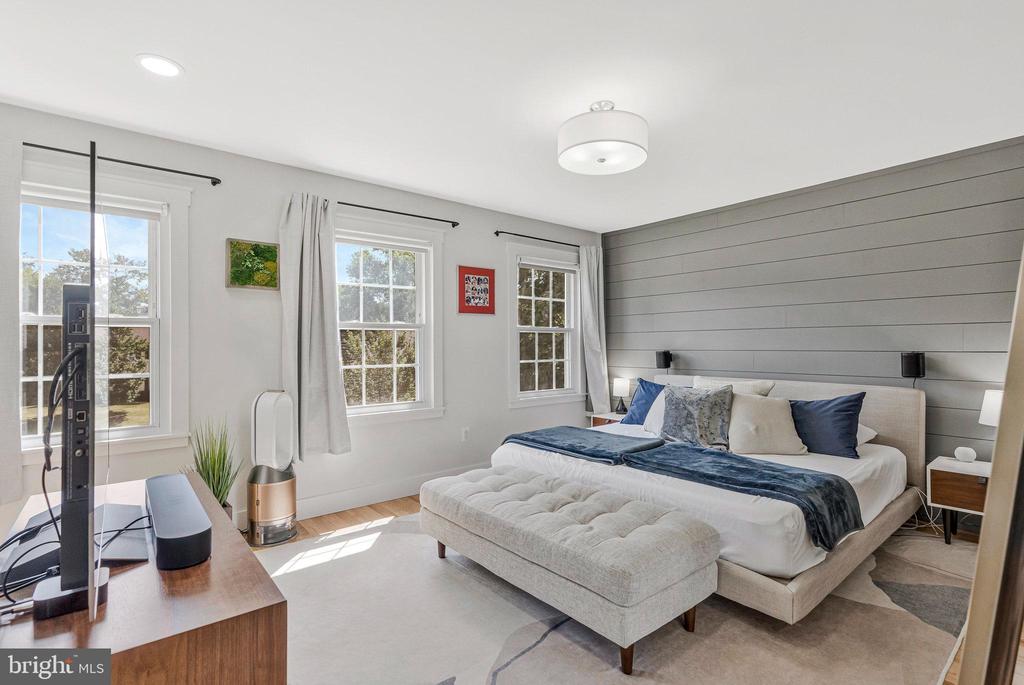 11 COLOMA COURT