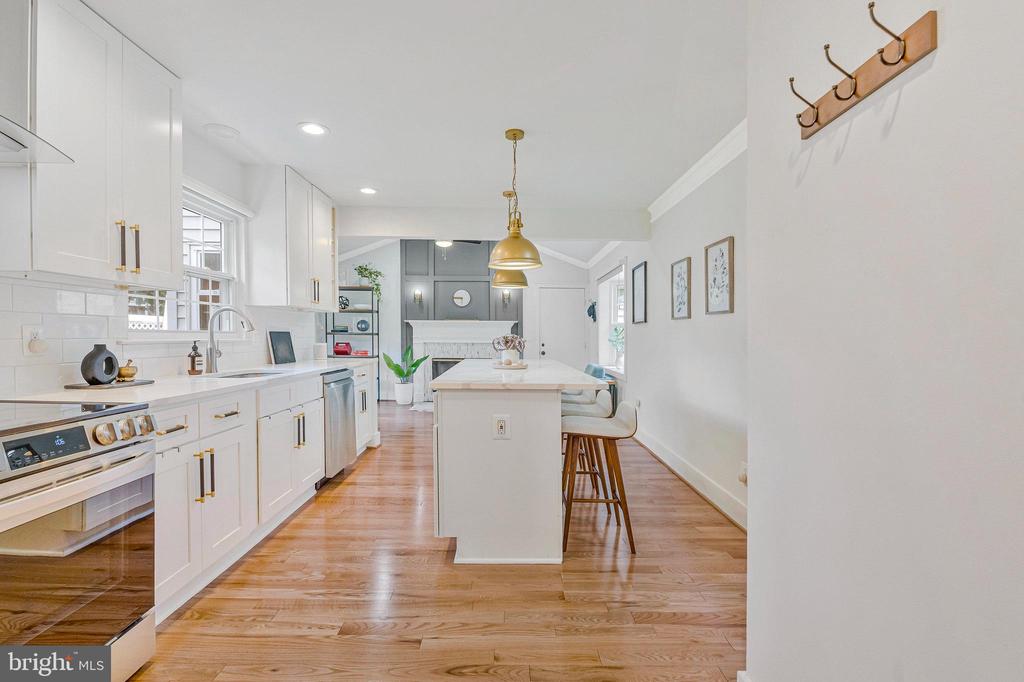 11 COLOMA COURT