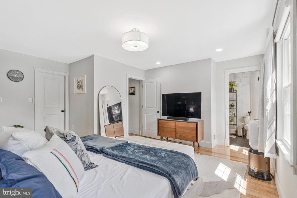 11 COLOMA COURT