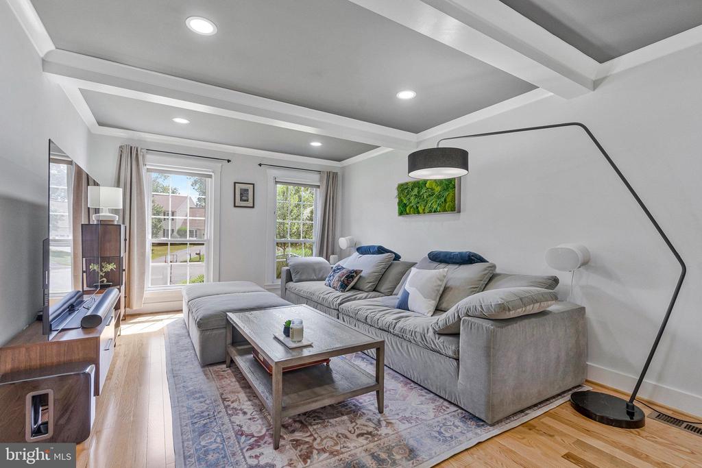 11 COLOMA COURT