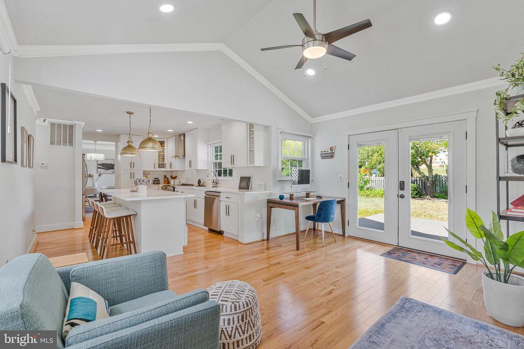 11 COLOMA COURT