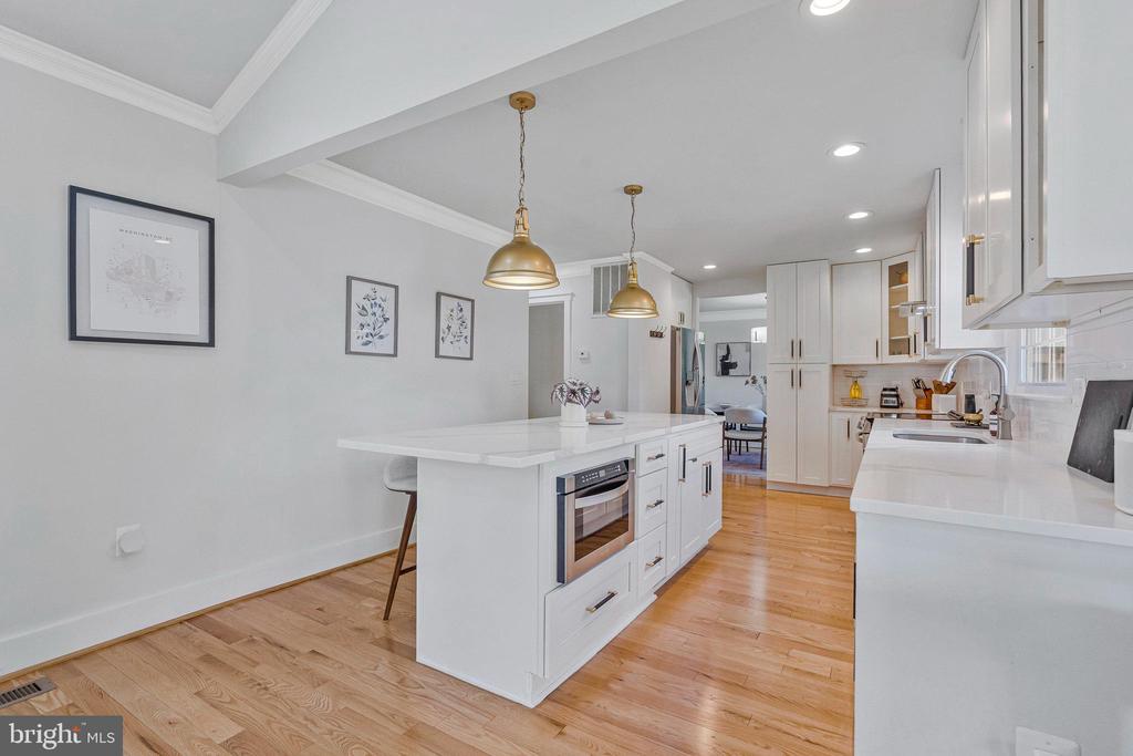 11 COLOMA COURT