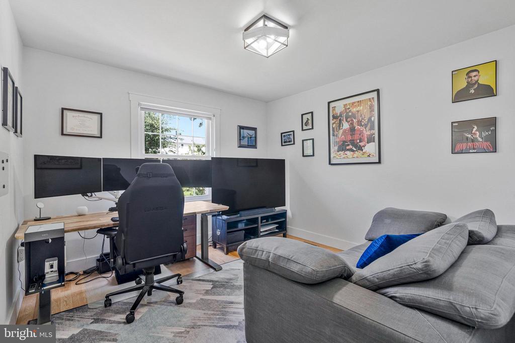 11 COLOMA COURT