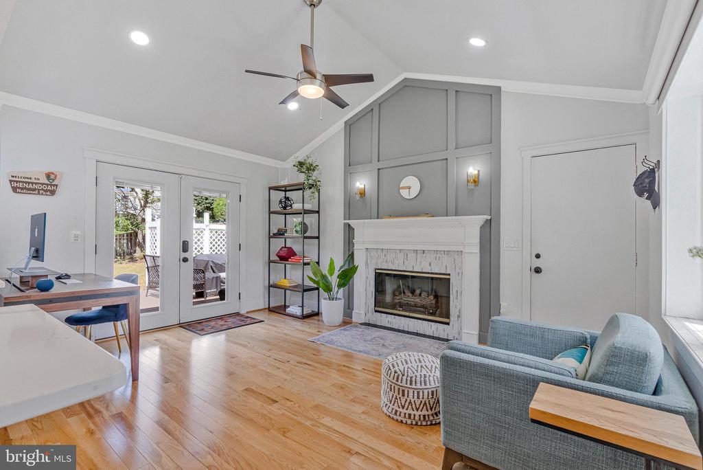 11 COLOMA COURT