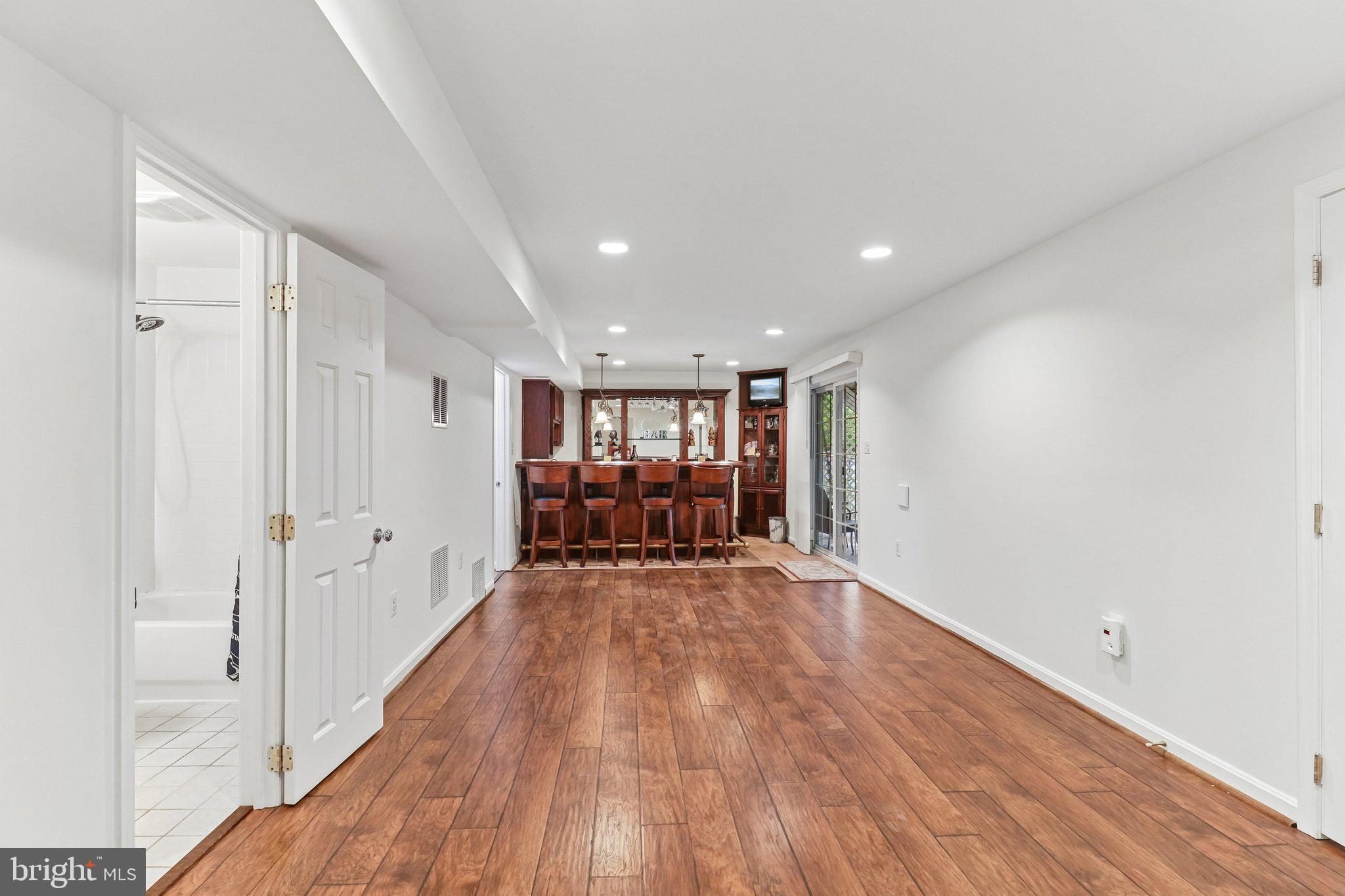 43528 CLIVEDON COURT