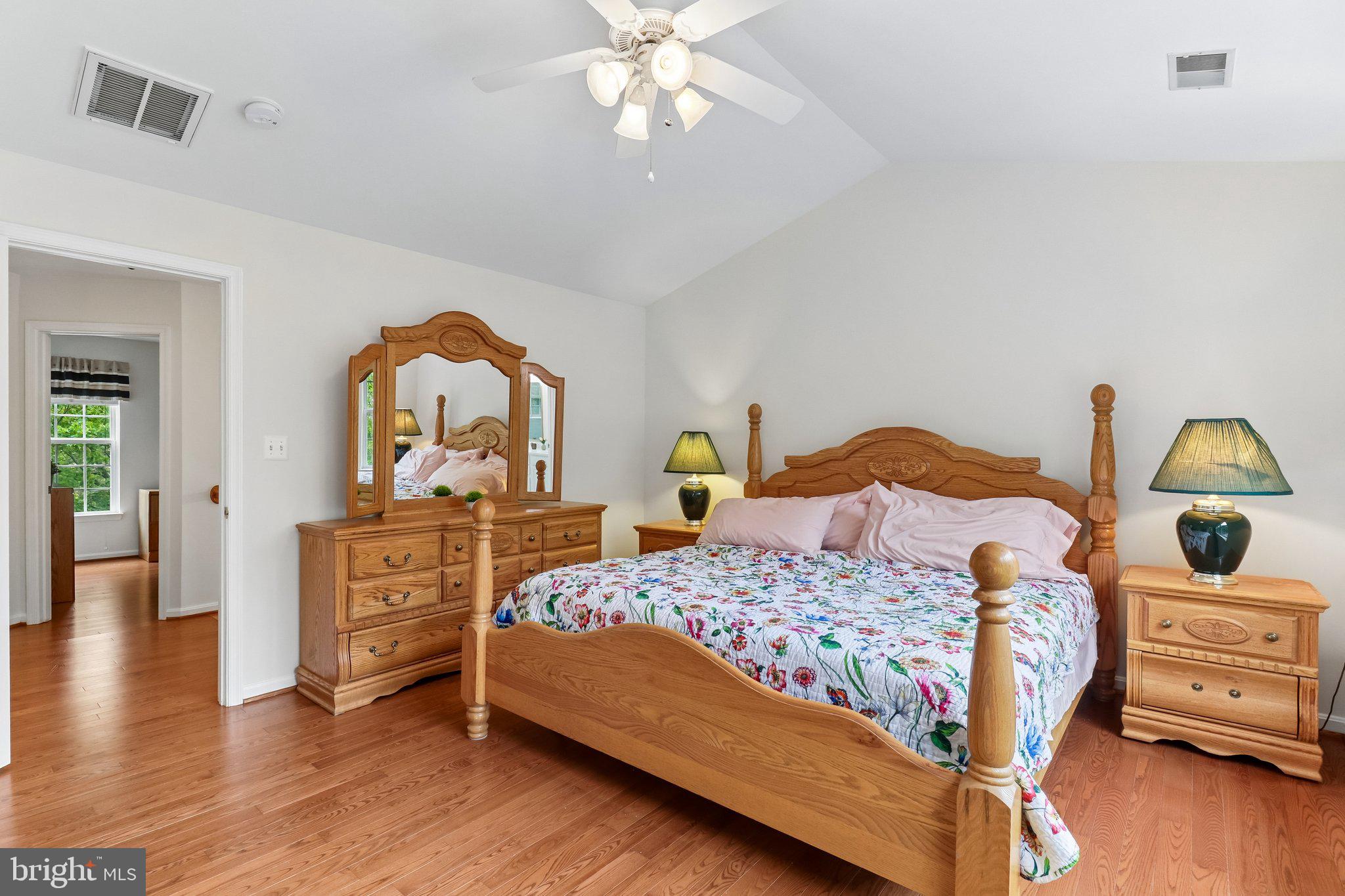 43528 CLIVEDON COURT