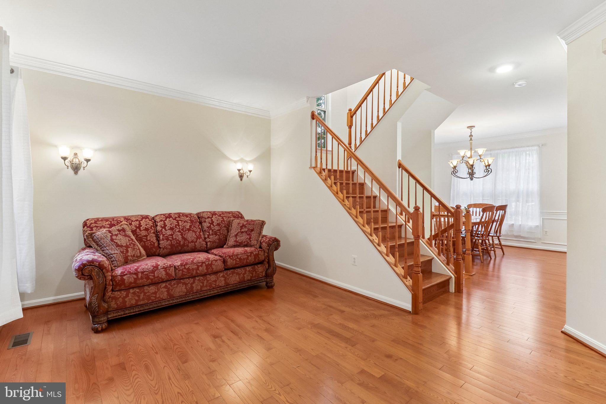 43528 CLIVEDON COURT