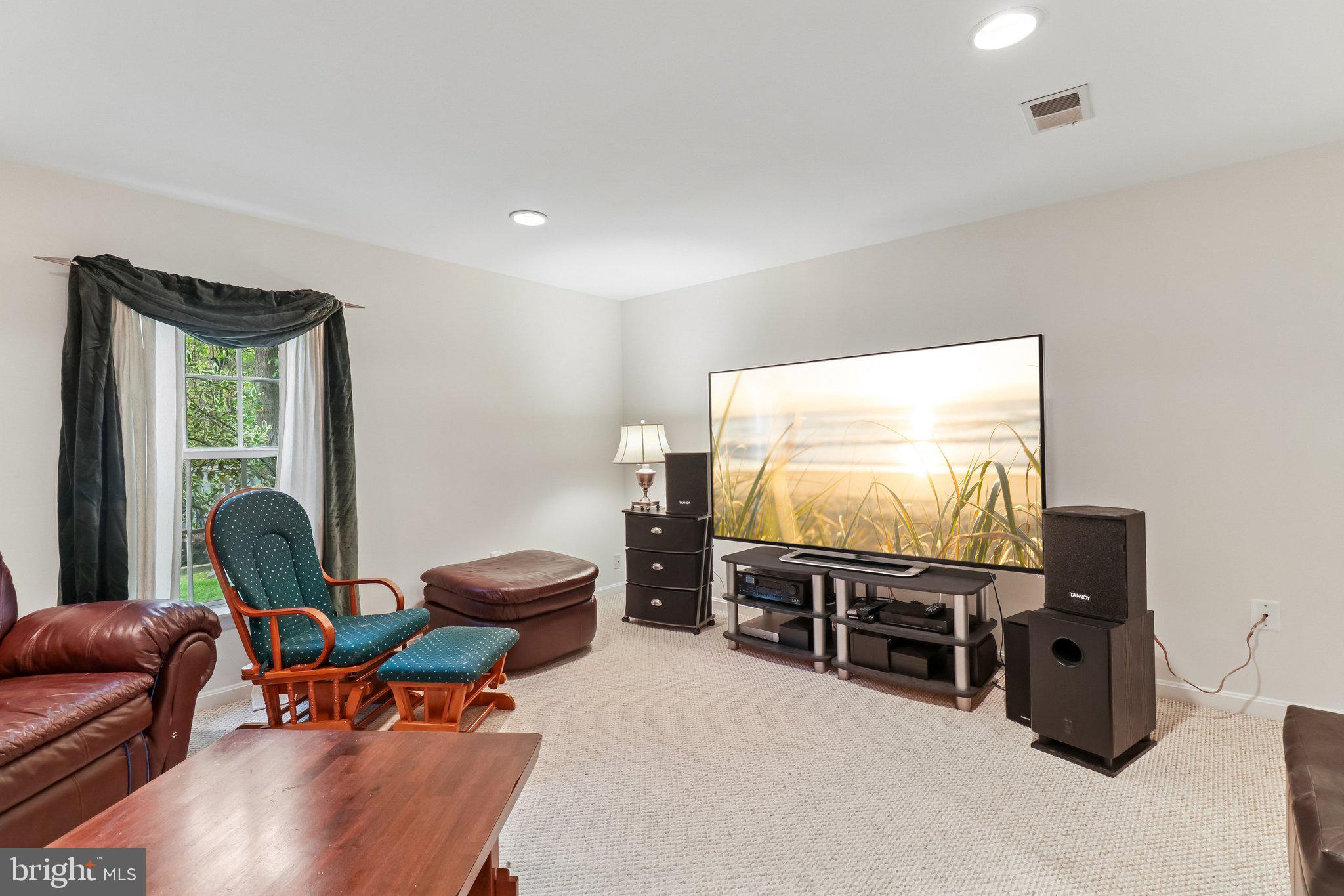 43528 CLIVEDON COURT