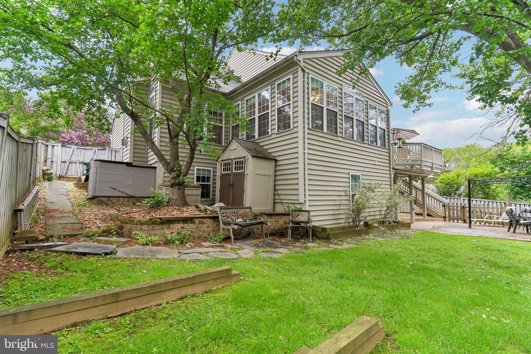 43528 CLIVEDON COURT