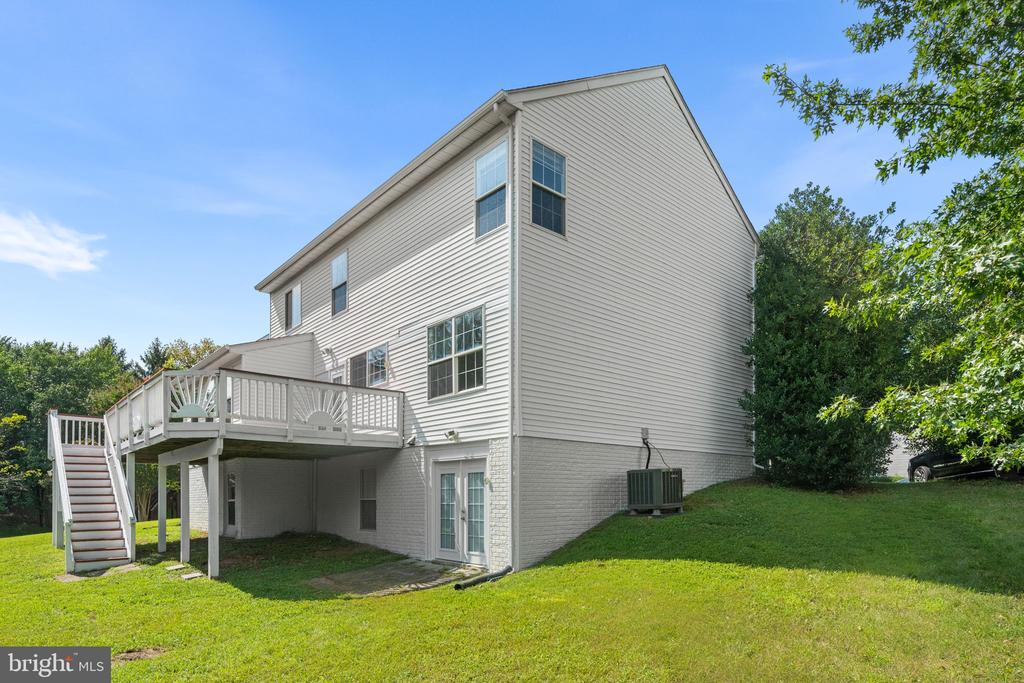 20379 SNOWPOINT PLACE