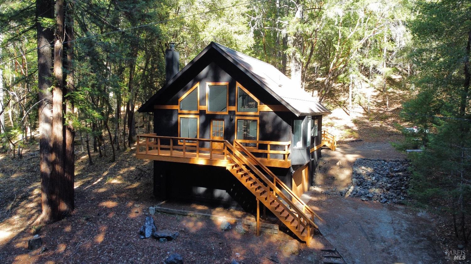 1946 Lupine Way