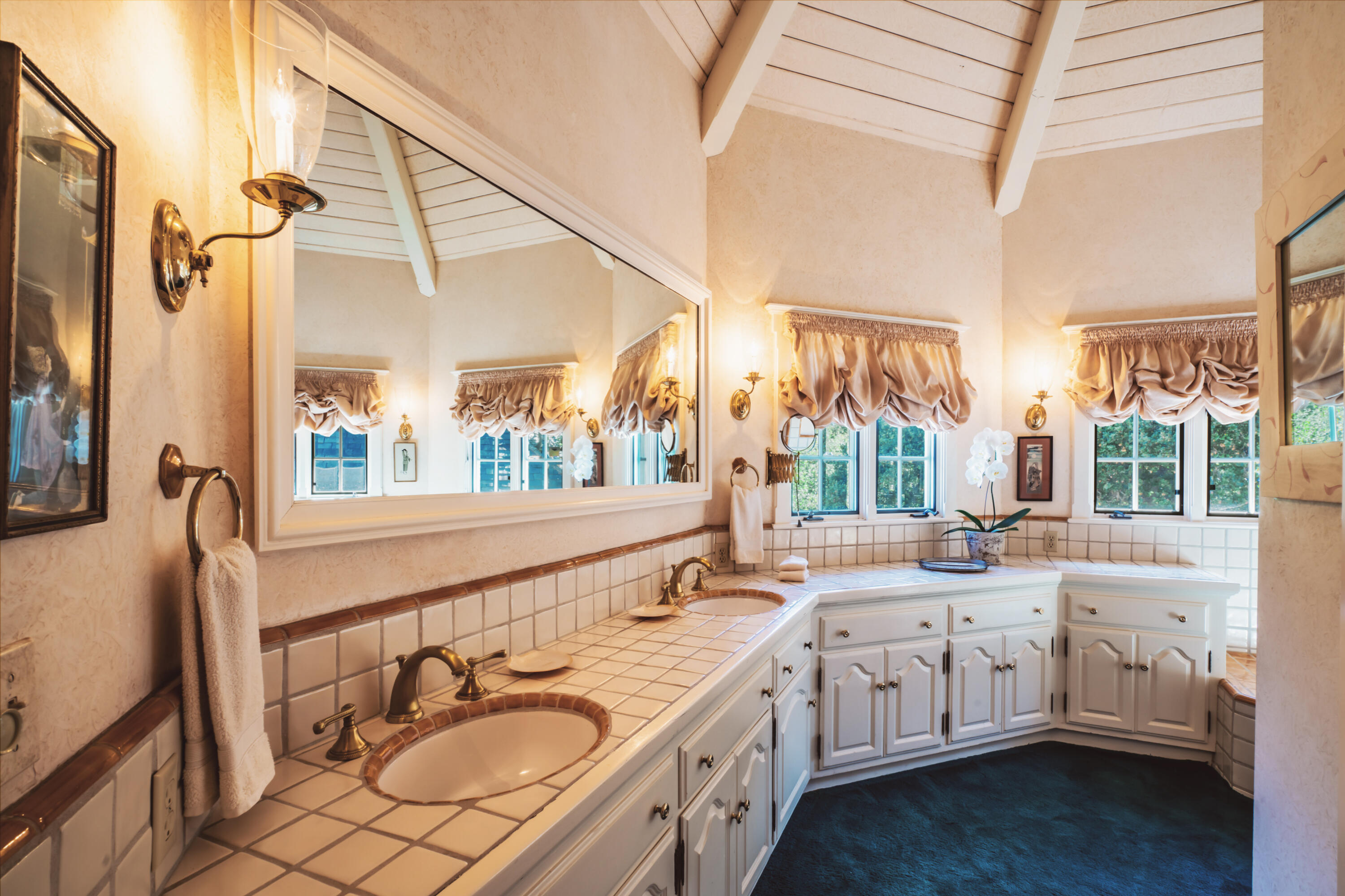 727 Lilac Drive