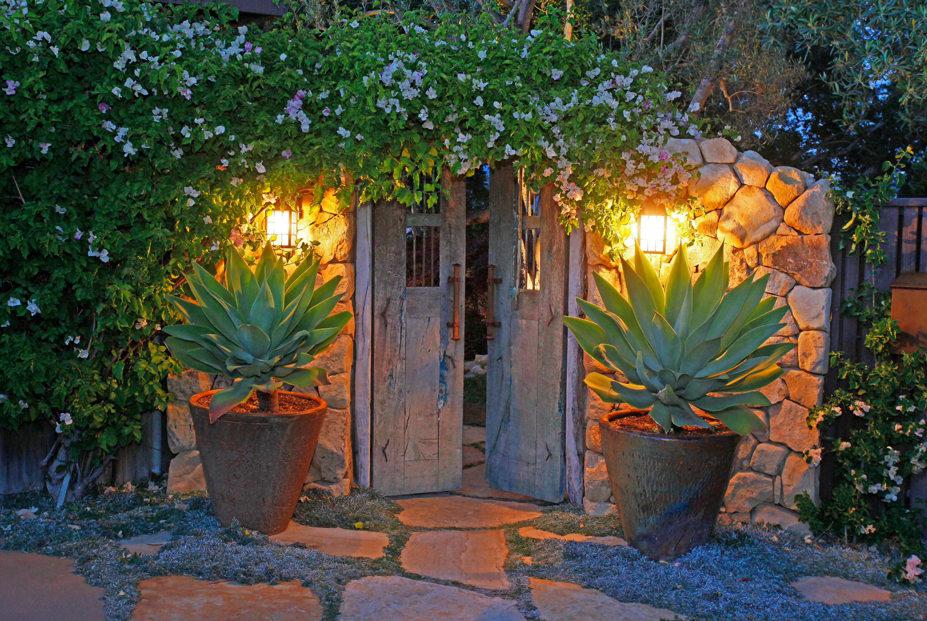 1420 La Cima Road