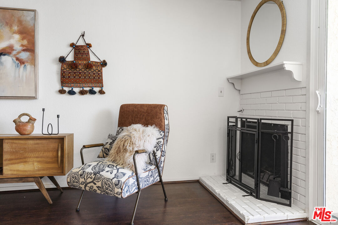 22 Navy St Unit: 205