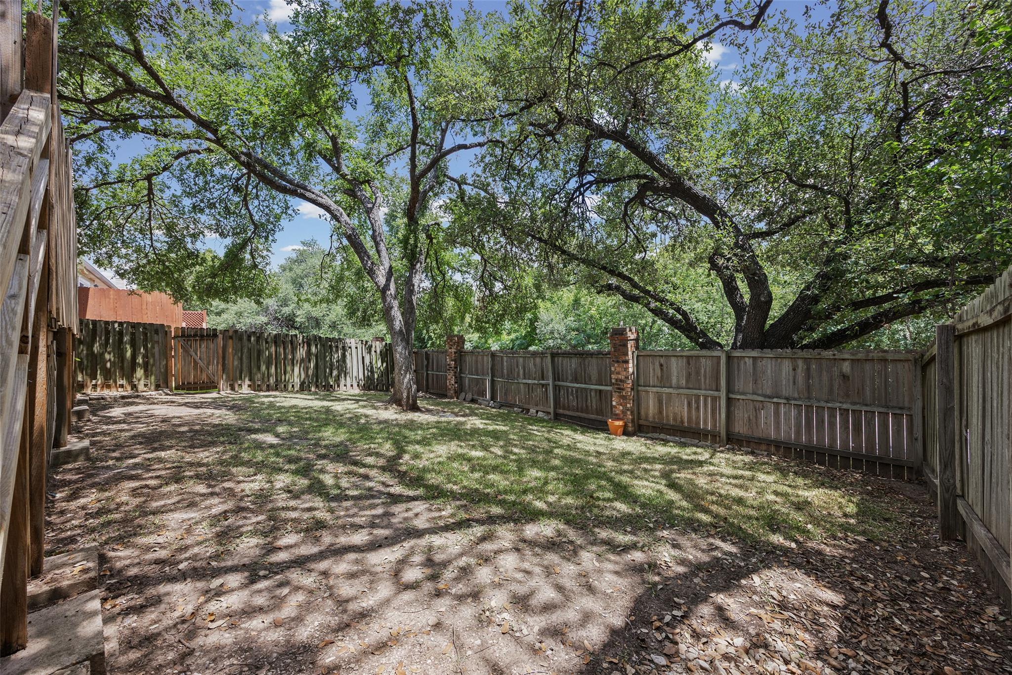 3870 Williamsburg CIR