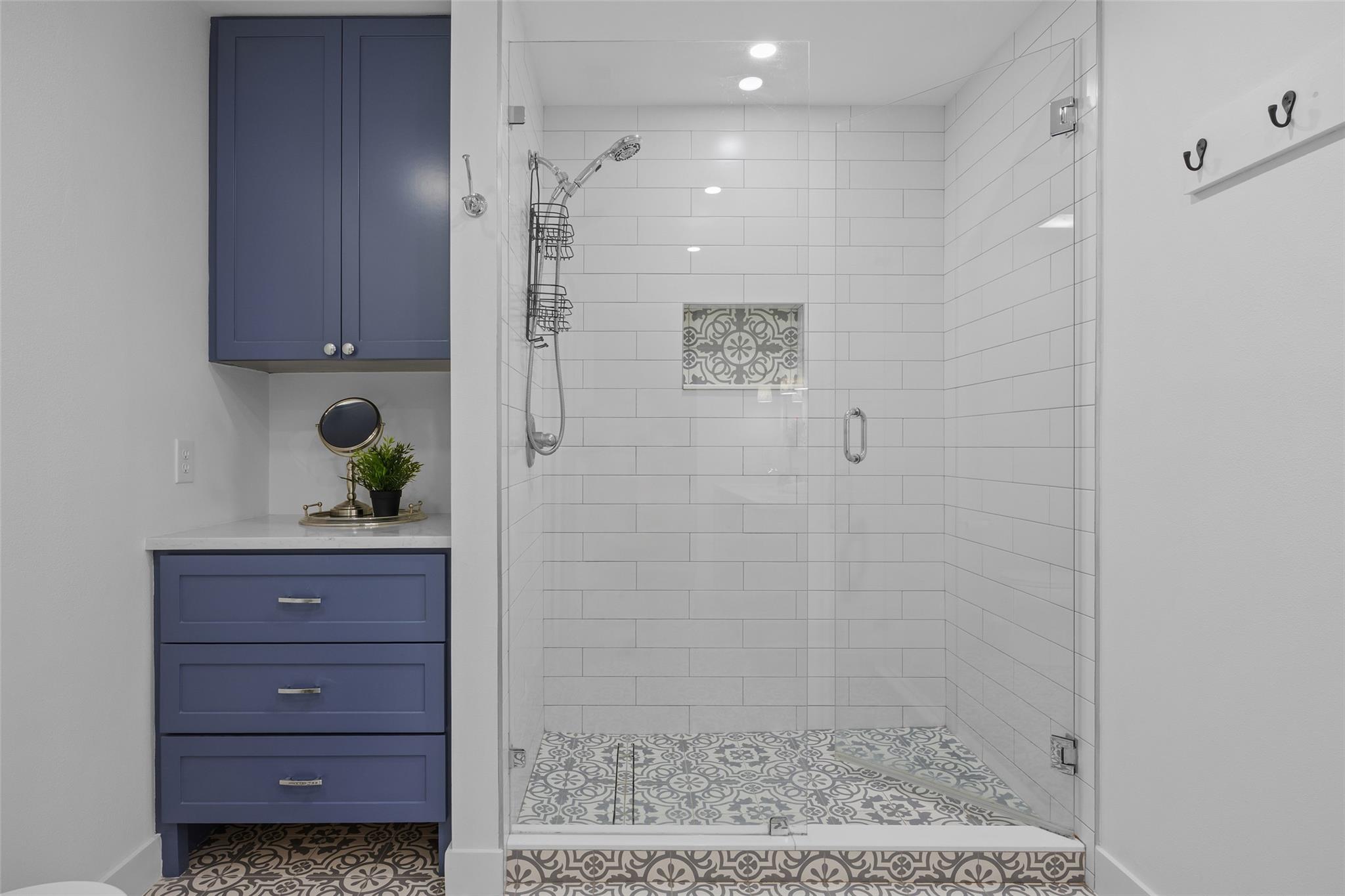 3870 Williamsburg CIR