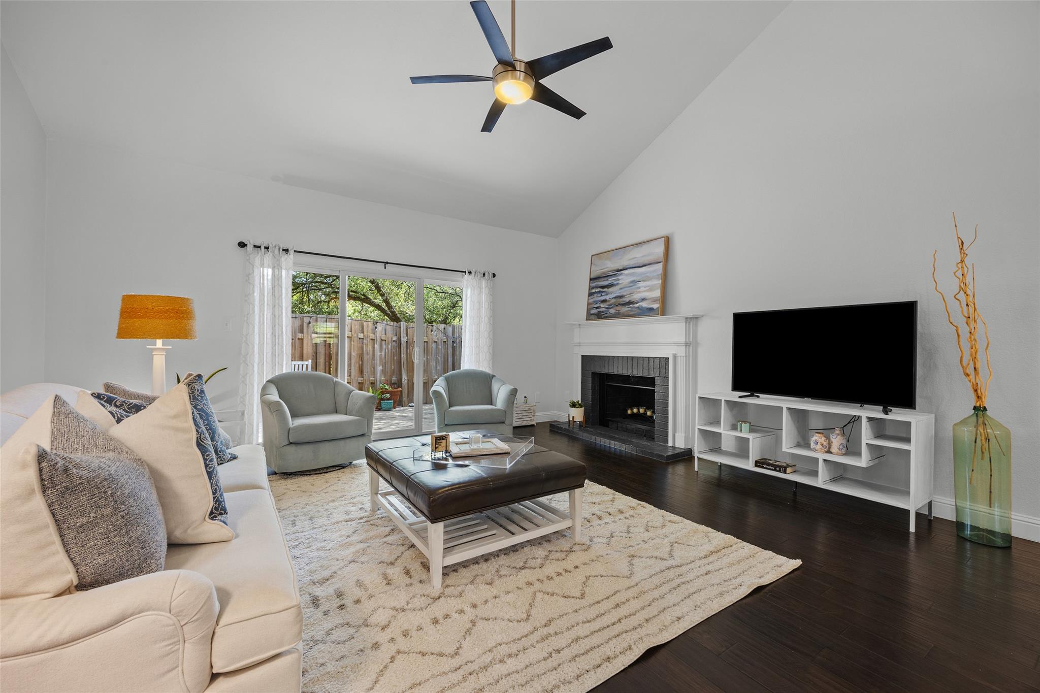 3870 Williamsburg CIR