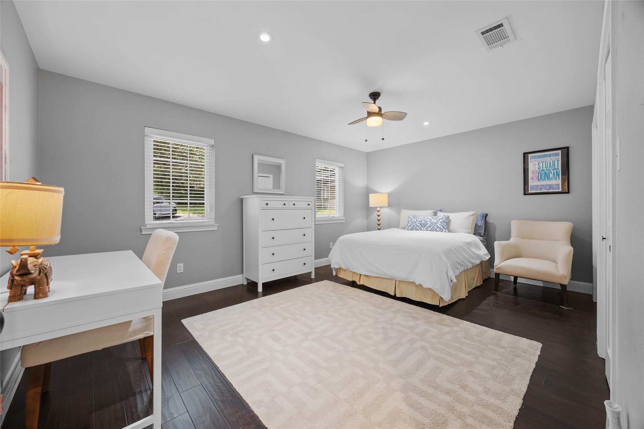 3870 Williamsburg CIR