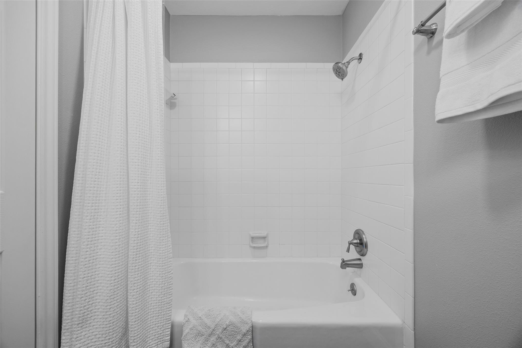 3870 Williamsburg CIR
