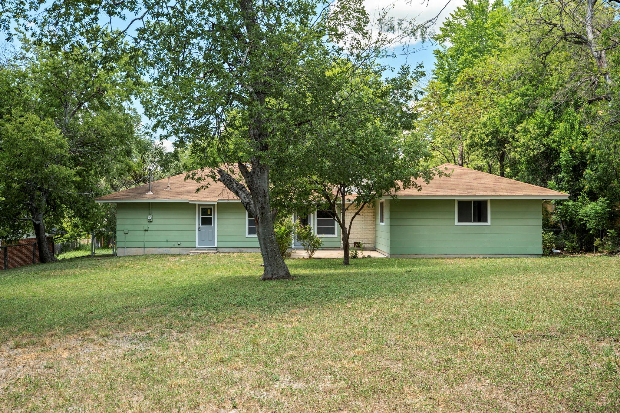 6801 Kings PT