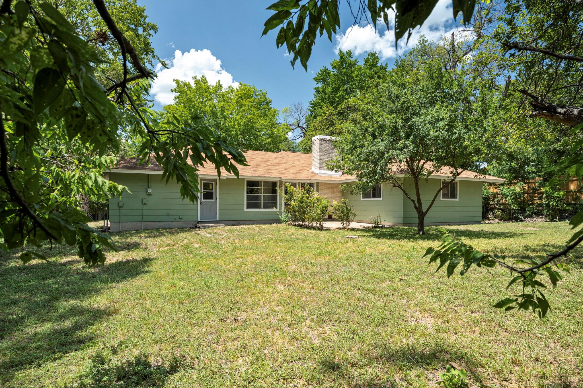 6801 Kings PT