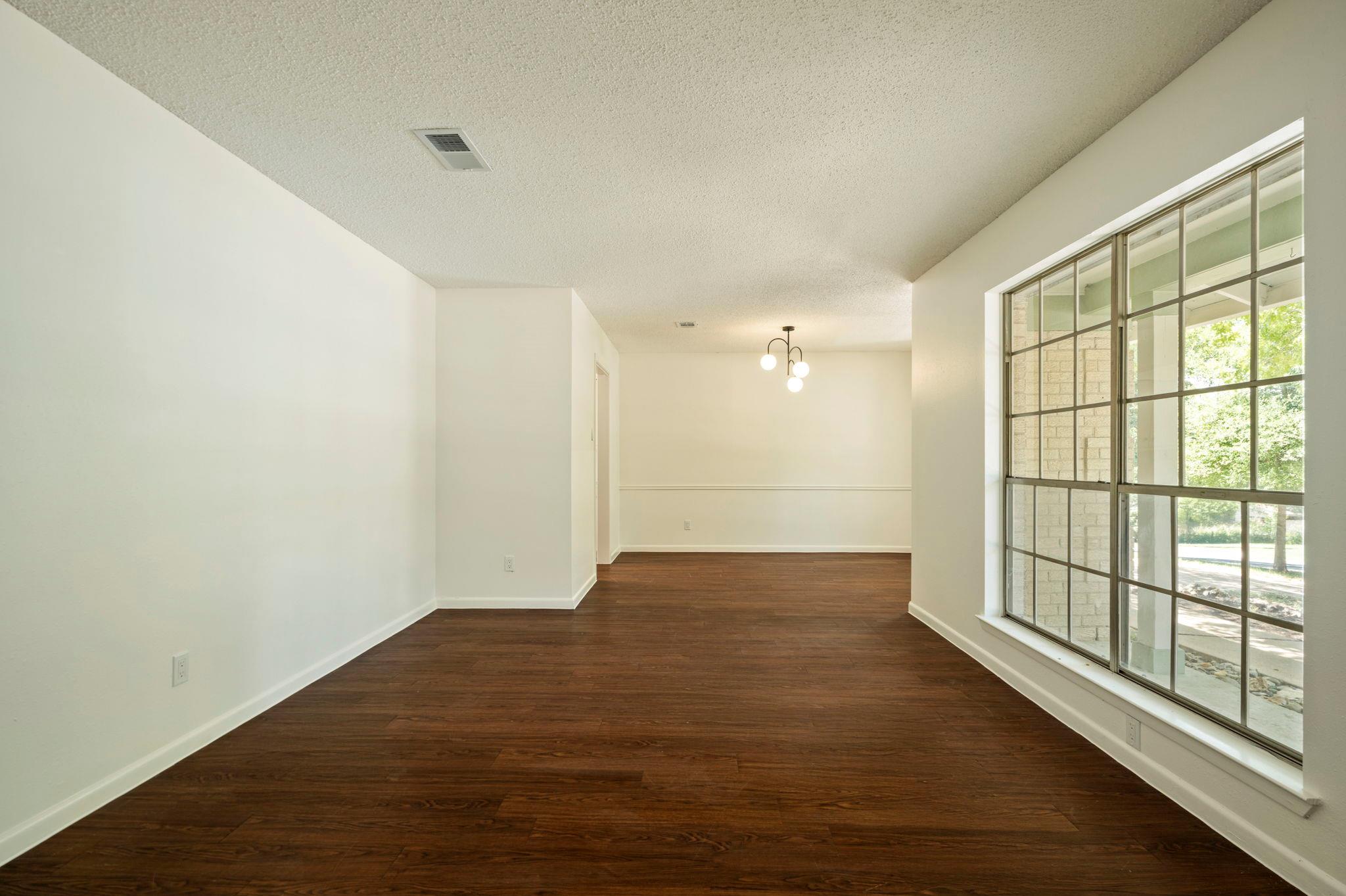 6801 Kings PT
