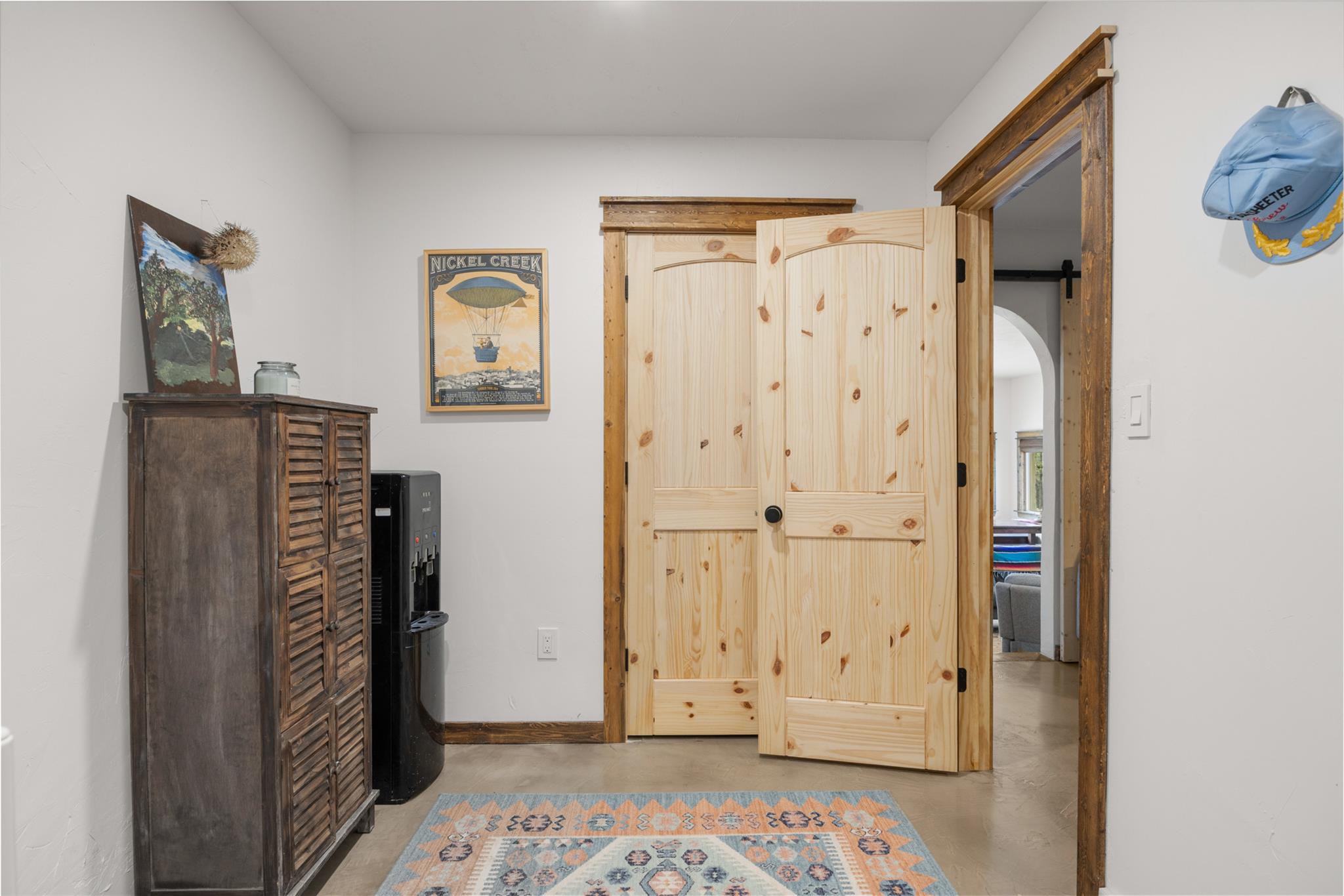 107 S Rainbow Ranch RD