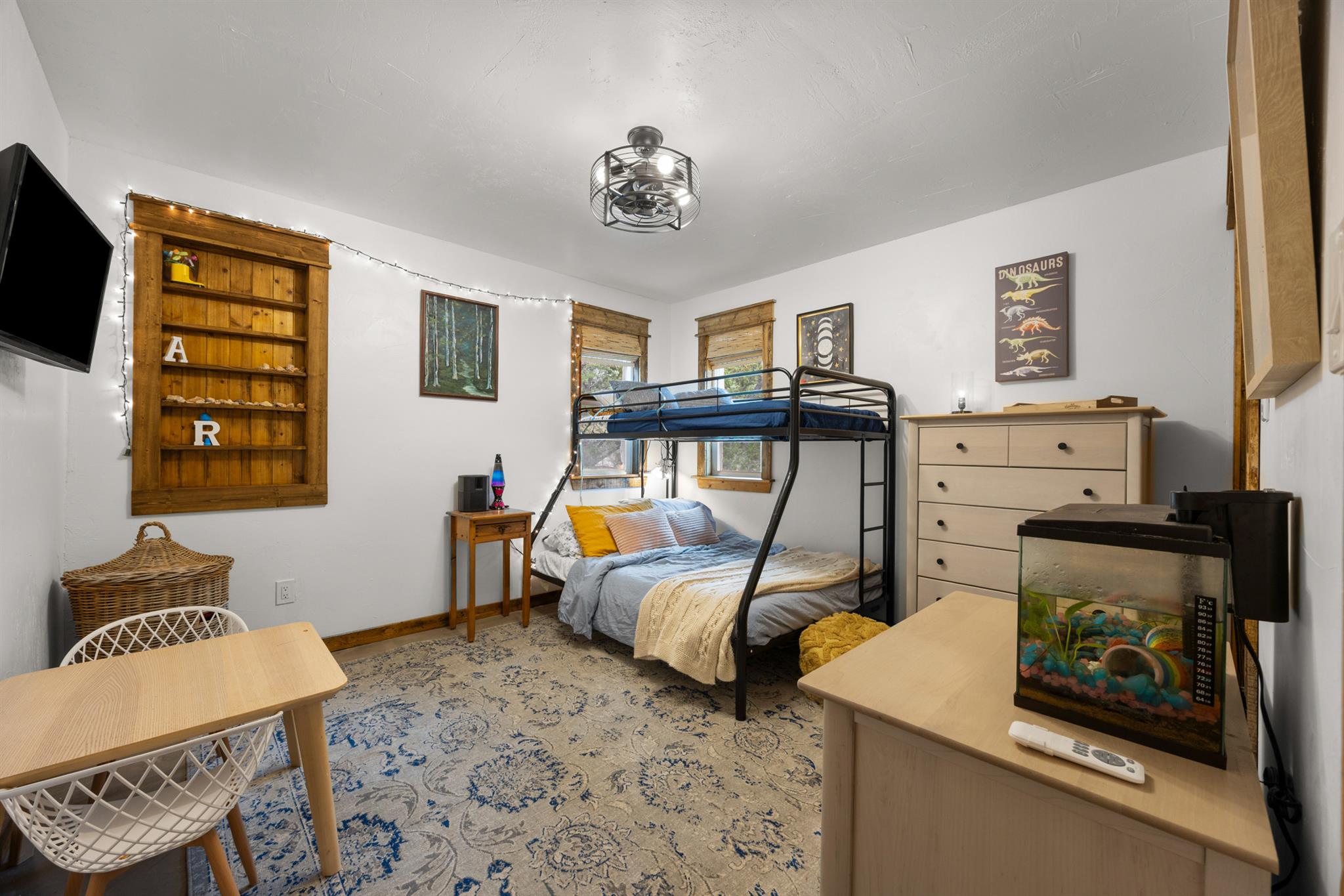 107 S Rainbow Ranch RD